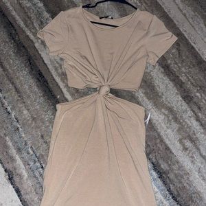 Cutout Tshirt dress with knot in middle. Lulus dress very comfy never been worn.